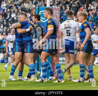 Warrington, Cheshire, England 5th May 2023. Wakefield celebrates Morgan Smith try, during Warrington Wolves Rugby League Football Club V Wakefield Trinity Rugby League Football Club at the Halliwell Jones Stadium, the Betfred Super League. (Credit Image: ©Cody Froggatt/Alamy live news) Stock Photo