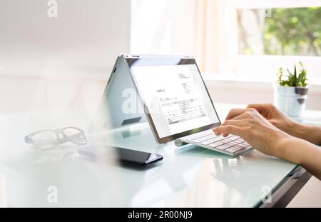 Online Digital E Invoice And Statements Software Stock Photo