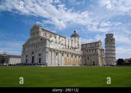 italy , Pisa, 30 -04-2023 : LANDSCAPE Piazza del Duomo with fanous cathedral and tilting tower. Pisa, Italy Stock Photo