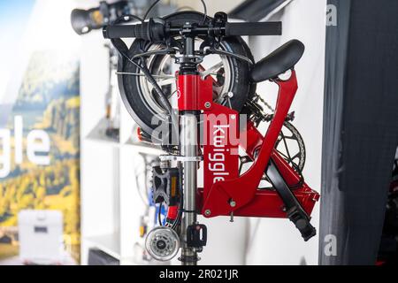 Berlin, Germany. 06th May, 2023. A foldable bicycle is exhibited at the bicycle fair 'VeloBerlin - The Bicycle Festival'. Credit: Christophe Gateau/dpa/Alamy Live News Stock Photo