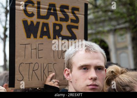 London, UK. 06th May, 2023. A protester looks on during an Anti-monarchist protest during King Charles III's Coronation in Trafalgar Square. Credit: SOPA Images Limited/Alamy Live News Stock Photo