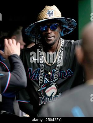 Miami Marlins' Jorge Soler hits against the Arizona Diamondbacks during the  first inning of a baseball game, Tuesday, May 9, 2023, in Phoenix. (AP  Photo/Matt York Stock Photo - Alamy