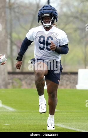 Chicago Bears 2023 draft pick, defensive lineman Zacch Pickens warms up  during the NFL football team's rookie minicamp at Halas Hall in Lake  Forest, Ill., Saturday, May 6, 2023. (AP Photo/Nam Y. Huh Stock Photo -  Alamy