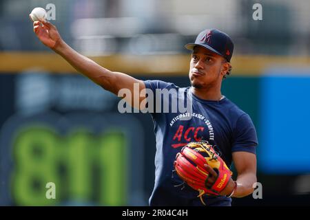 Texas Rangers Leody Taveras steals second base against the Minnesota Twins  during the fifth inning of a baseball game, Saturday, Aug. 26, 2023, in  Minneapolis. (AP Photo/Craig Lassig Stock Photo - Alamy