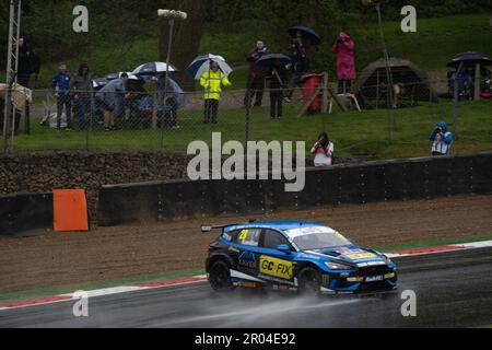 Longfield, UK. 06th May, 2023. Qualifying during the British Touring Car Championship at Brands Hatch, Longfield, England on 6 May 2023. Photo by Chris Williams. Editorial use only, license required for commercial use. No use in betting, games or a single club/league/player publications. Credit: UK Sports Pics Ltd/Alamy Live News Stock Photo