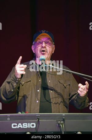 Hayesville, NC, USA. 6th May, 2023. John Ford Coley on stage for John Ford Coley in Concert, Peacock Center, Hayesville, NC May 6, 2023. Credit: Derek Storm/Everett Collection/Alamy Live News Stock Photo