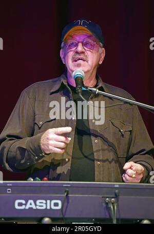 Hayesville, NC, USA. 6th May, 2023. John Ford Coley on stage for John Ford Coley in Concert, Peacock Center, Hayesville, NC May 6, 2023. Credit: Derek Storm/Everett Collection/Alamy Live News Stock Photo