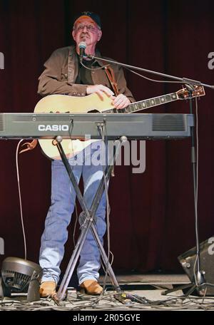 Hayesville, NC, USA. 6th May, 2023. John Ford Coley on stage for John Ford Coley in Concert, Peacock Center, Hayesville, NC May 6, 2023. Credit: Derek Storm/Everett Collection/Alamy Live News Stock Photo