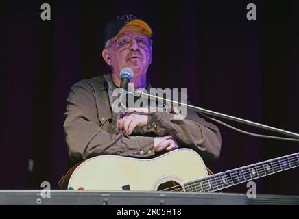 Hayesville, NC, USA. 6th May, 2023. John Ford Coley on stage for John Ford Coley in Concert, Peacock Center, Hayesville, NC May 6, 2023. Credit: Derek Storm/Everett Collection/Alamy Live News Stock Photo