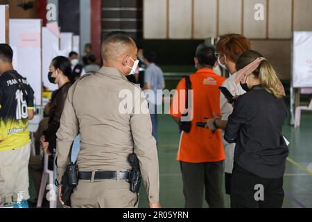 Chanthaburi, Thailand. 07th May, 2023. Police officers, security at the pre-election area. (Photo by Adirach Toumlamoon/Pacific Press) Credit: Pacific Press Media Production Corp./Alamy Live News Stock Photo