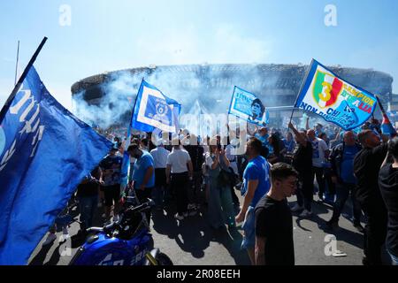 Naples, Italy. 07th May, 2023. Naples, Italy, May 7th 2023 People in Naples celebrate for the victory of the Serie A (Foto Mosca/SPP) Credit: SPP Sport Press Photo. /Alamy Live News Stock Photo