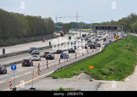 Extension of the A99 motorway near Aschheim in the district of Munich. Major construction site - 8 lane extension of the A99, motorway junction Muenchen Ost. Construction site traffic on the A99 motorway near Munich, construction site, road construction. ? Stock Photo