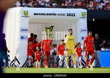 Internacional vence São Paulo no Morumbi e vai à final do