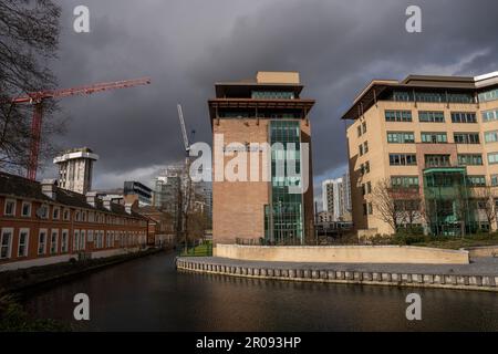 Dublin Docklands, Dublin 2, Ireland, 29th March 2023. Accenture Office block Grand Canal Plaza overlooking Grand Canal Stock Photo