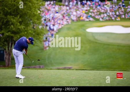 Charlotte, NC, USA. 7th May, 2023. Wyndham Clark tees off on the 13th hole during the final round of the 2023 Wells Fargo Championship at Quail Hollow Club in Charlotte, NC. (Scott Kinser/Cal Sport Media). Credit: csm/Alamy Live News Stock Photo