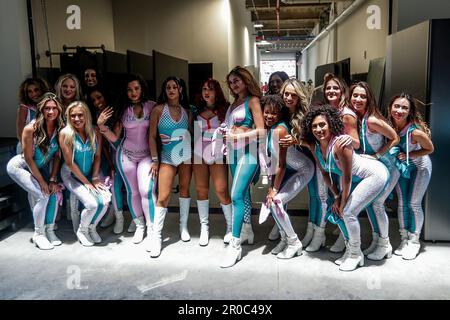 Miami, USA. 07th May, 2023. 5/7/2023, Miami International Autodrome, Miami, FORMULA 1 CRYPTO.COM MIAMI GRAND PRIX, pictured cheerleaders on the starting grid Credit: dpa/Alamy Live News Stock Photo