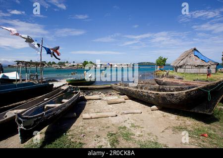 Panama, San Blas Island The San Blas Islands of Panama is an archipelago comprising approximately 365 islands and cays, of which 49 are inhabited.[1] Stock Photo