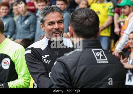 David Wagner manager of Norwich City shakes hands with Stephen Dobbie interim head coach of Blackpool during the Sky Bet Championship match Norwich City vs Blackpool at Carrow Road, Norwich, United Kingdom, 8th May 2023  (Photo by Mark Cosgrove/News Images) Stock Photo