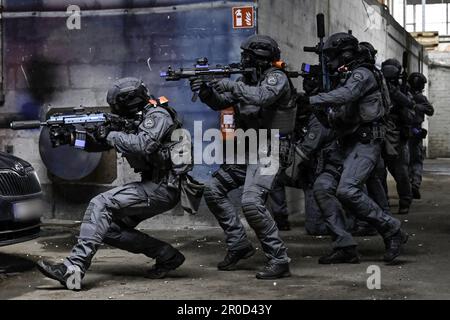 Antwerp, Belgium. 08th May, 2023. Illustration picture shows a training session of the Antwerp police arrest unit, with Lenco bearcat armoured vehicles, in Antwerp, Monday 08 May 2023. BELGA PHOTO DIRK WAEM Credit: Belga News Agency/Alamy Live News Stock Photo