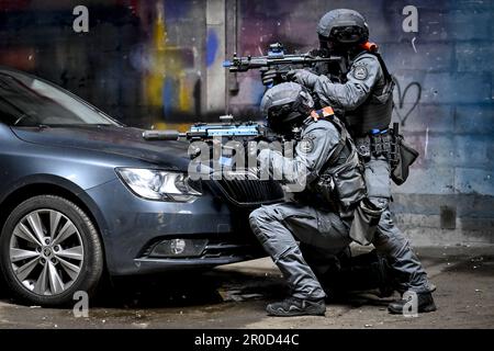 Antwerp, Belgium. 08th May, 2023. Illustration picture shows a training session of the Antwerp police arrest unit, with Lenco bearcat armoured vehicles, in Antwerp, Monday 08 May 2023. BELGA PHOTO DIRK WAEM Credit: Belga News Agency/Alamy Live News Stock Photo