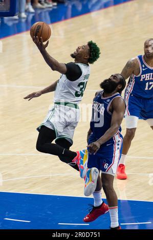 Philadelphia, Philadelphia, PA, USA. 7th May, 2023. PHILADELPHIA, PA - MAY 7: Marcus Smart #36 of the Boston Celtics drives to the basket during Round 2 Game 4 of the Eastern Conference Semi-Finals 2023 NBA Playoffs against the Philadelphia 76ers on May 7, 2023 at the Wells Fargo Center in Philadelphia, PA. (Credit Image: © Stephen Nadler/PX Imagens via ZUMA Press Wire) EDITORIAL USAGE ONLY! Not for Commercial USAGE! Credit: ZUMA Press, Inc./Alamy Live News Stock Photo