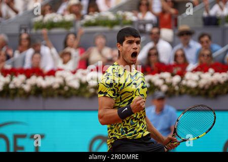7th May 2023: Caja Magica, Madrid, Spain, Mutu Madrid Open Tennis final;  Carlos Alcaraz (SPA) versus Jan-Lennard Struff (ALE) during the men's final. Carlos Alcaraz celebrates winning a game versus Struff Stock Photo