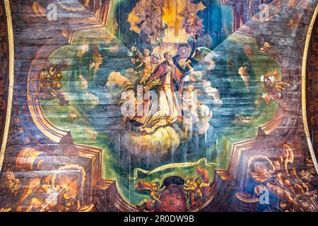 Braga, Portugal - May 1, 2023: painting at the wooden ceiling at Sé de Braga Cathedral Interior - Braga, Portugal. Stock Photo