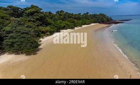 Aerial of Joao Viera island, Marinho Joao Vieira e Poilao National Park, Bijagos archipelago, Guinea Bissau Stock Photo