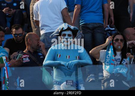 Napoli, Italy. 07th May, 2023. Neapolitan fans celebrate inside the stadium the victory of the Italian championship SerieA, during the match Napoli vs Fiorentina, final result Napoli1, Fiorentina 0, match played at Diego Armando Maradona stadium. Napoli, Italy, 07 May, 2023. (photo by Vincenzo Izzo/Spa USA) Credit: Sipa USA/Alamy Live News Stock Photo