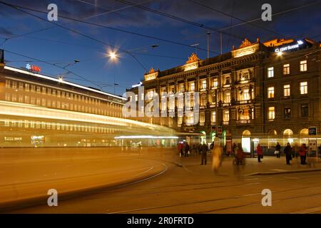 Switzerland, Zurich, credit suisse, bank UBS Bahnhofstrasse, Paradeplatz, Tram Stock Photo