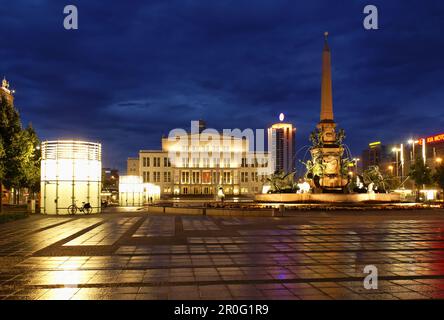 View over Augustusplatz with Mendebrunnen to Opernhaus, Leipzig, Saxony, Germany Stock Photo