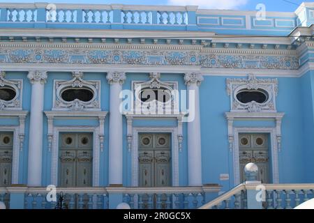 MERIDA, MEXICO - OCTOBER 31, 2016 traditional blue building in the city centre Stock Photo