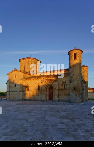 Church of San Martin, Fromista, Castile and Leon, Spain Stock Photo