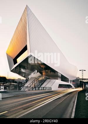 New Zuffenhausen Museum in the evening light, Zuffenhausen, Stuttgart, Baden-Wuerttemberg, Germany Stock Photo