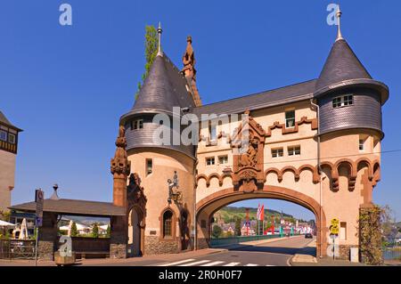 Bridge gate, Bernkastel-Wittlich, Traben-Trarbach, Rhineland Palatinate, Germany Stock Photo