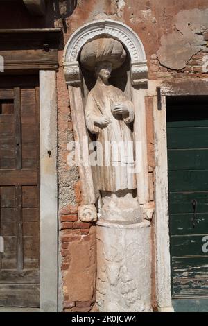 Campo dei Mori, Squre of Moors, turban Moor statue, Venice, Italy Stock Photo