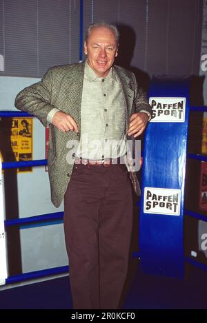 Klaus Peter Kohl, deutscher Unternehmer und Boxpromoter, Deutschland um 1992. Stock Photo
