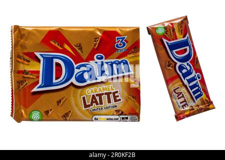 A pile of McVities Gold Bars, chocolate bars, in wrapper. 2020 reduced size  Stock Photo - Alamy