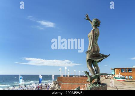 Sculpture  S.O.S - Save our Seas in seafront in Westerland, North Frisian Island Sylt, North Sea coast, Schleswig-Holstein, Northern Germany, Germany, Stock Photo