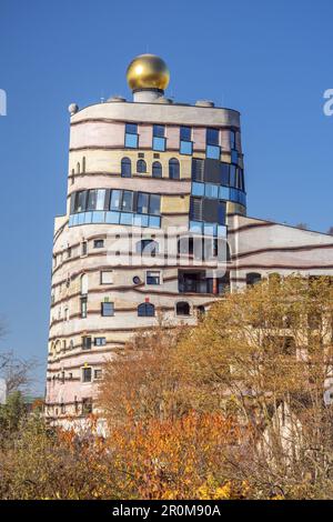 Hundertwasserhaus 'Waldspirale' in the Bürgerparkviertel, Darmstadt, South Hesse, Hesse Stock Photo