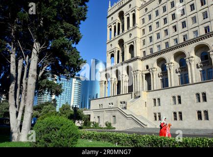 Government House Dom Soviet and glass high rises in the background in Baku, Caspian Sea, Azerbaijan, Asia Stock Photo