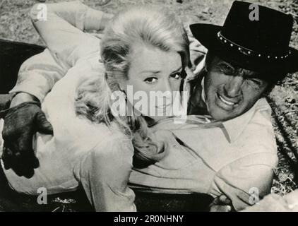 Actress Inger Stevens and actor Dean Martin in the movie 5 card Stud, USA 1968 Stock Photo