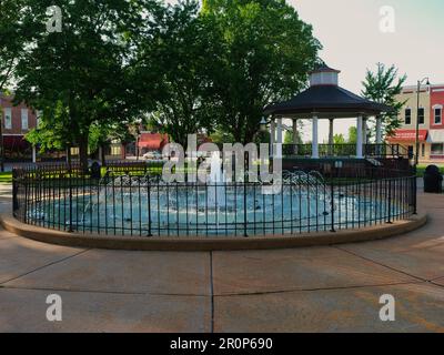 Paola, Kansas - May 8, 2023: Fountain and Gazebo at Paola City Park Square in Miami County KS Stock Photo