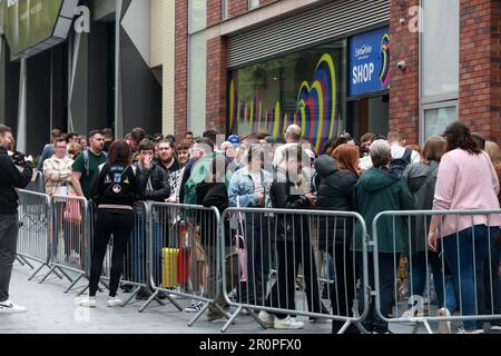 Liverpool, UK. 09th May, 2023. Big crowd in front of the official Eurovision shop in Liverpool, United Kingdom on May 9, 2023. Photo: Sanjin Strukic/PIXSELL Credit: Pixsell/Alamy Live News Stock Photo