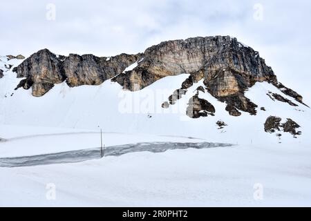 Großglockner, Hochalpenstraße, Winter, Schneewand, Schnee, Straße, Bergstraße, Passstraße, Panoramastraße, Schneemassen, Schneeräumung, Asphalt, Kurve Stock Photo