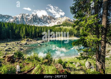 Lago di Carezza (Karersee) in the morning. Beautiful lake in the Dolomites. Stock Photo