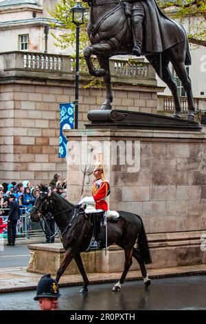 The Coronation procession of King Charles III, Whitehall and the Mall, London, Saturday 6 May 2023 Stock Photo