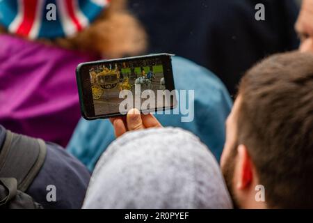The Coronation procession of King Charles III, Whitehall and the Mall, London, Saturday 6 May 2023 Stock Photo