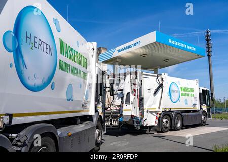 Hydrogen filling station, waste disposal vehicles, refuse collection vehicles, of the municipal waste disposal company Herten, fill up, at the hydroge Stock Photo