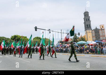 representation of the battle of May 5, march in the civic parade on the anniversary of the battle of May 5 in the state of Puebla Stock Photo